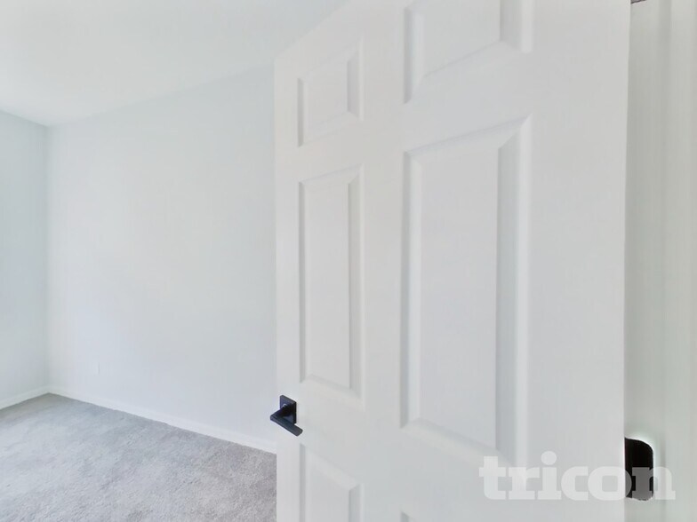 Building Photo - 504 Magnolia Pointe Ct