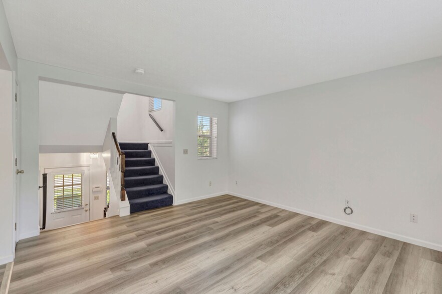 Building Photo - 206 Glenwood Ave