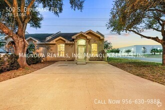 Building Photo - Location, Location, Location in Pharr near...