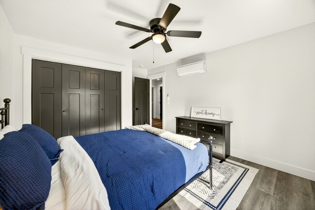 Building Photo - 4713 Red Tail Dr