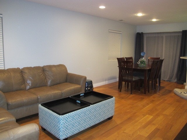 Building Photo - 8001 Kittyhawk Ave