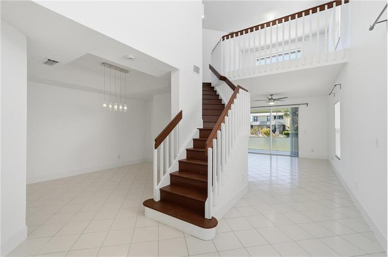 Building Photo - 3422 NW 110th Way