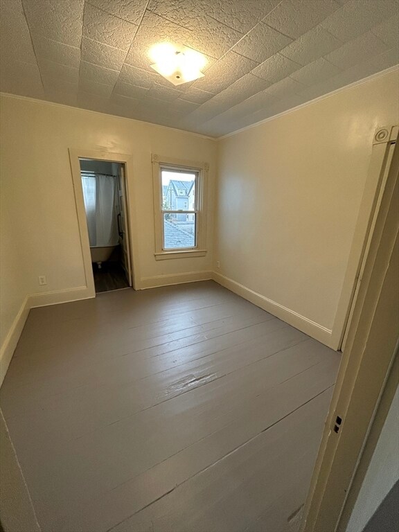 Building Photo - 126 Crapo St