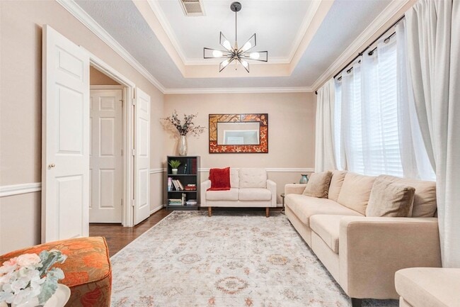 Building Photo - 15415 Longhorn Cavern Dr