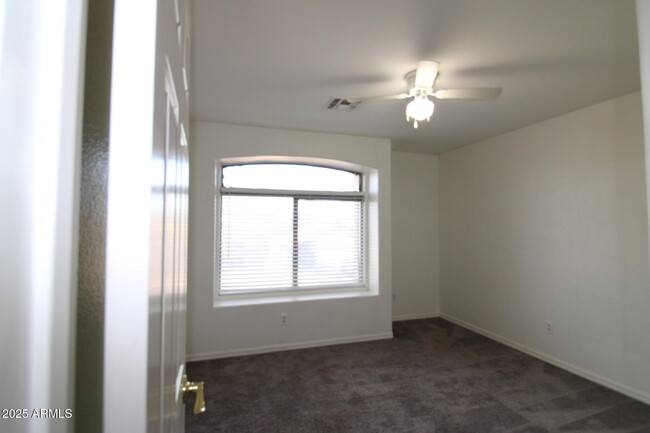 Building Photo - 14334 W Avalon Dr