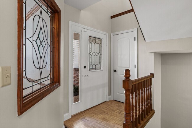 Building Photo - St Charles Area Townhouse