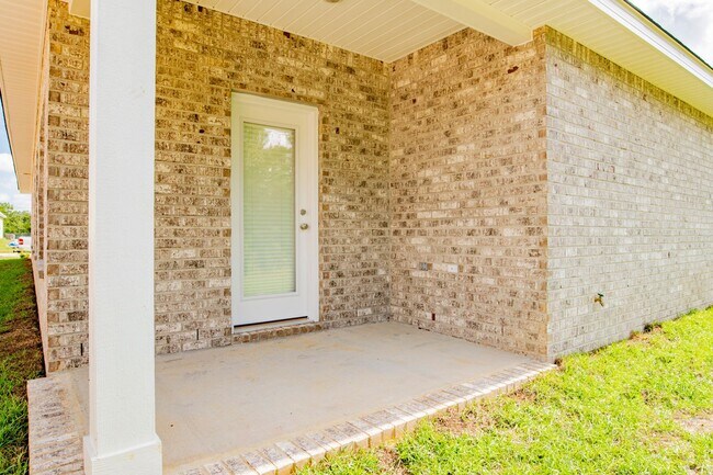 Building Photo - 1213 Meadow Trail