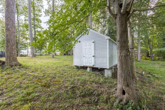 Building Photo - 5200 Parrish Creek Dr