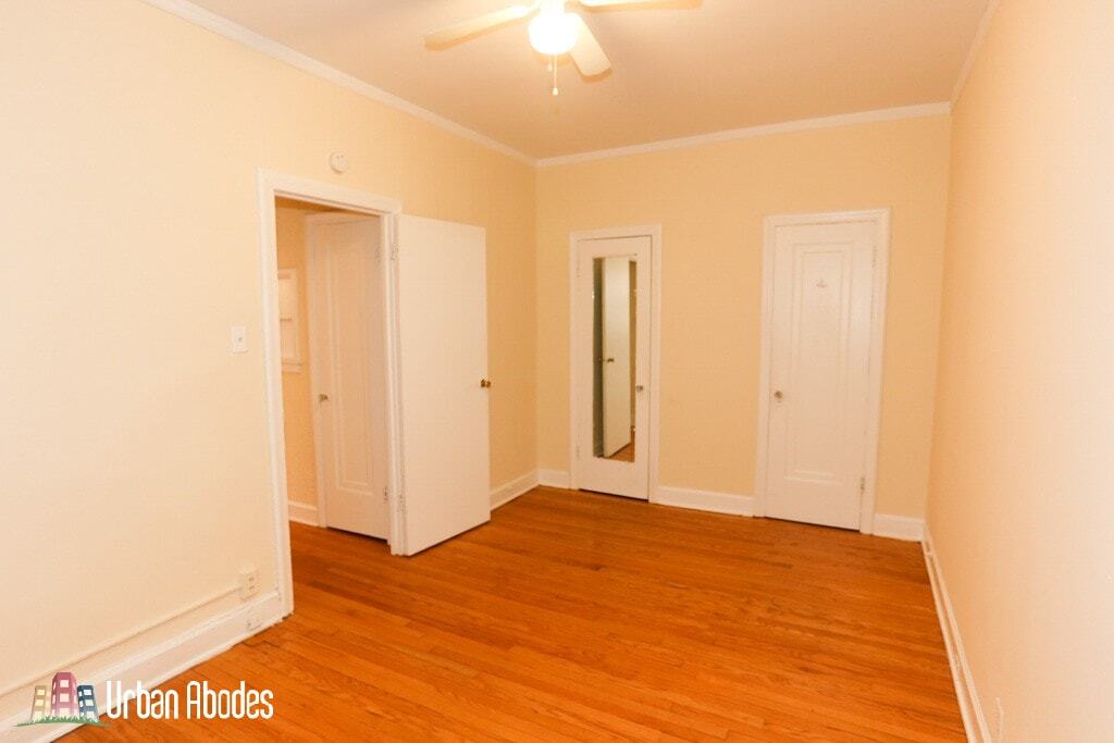 Building Photo - 539 W Arlington Pl