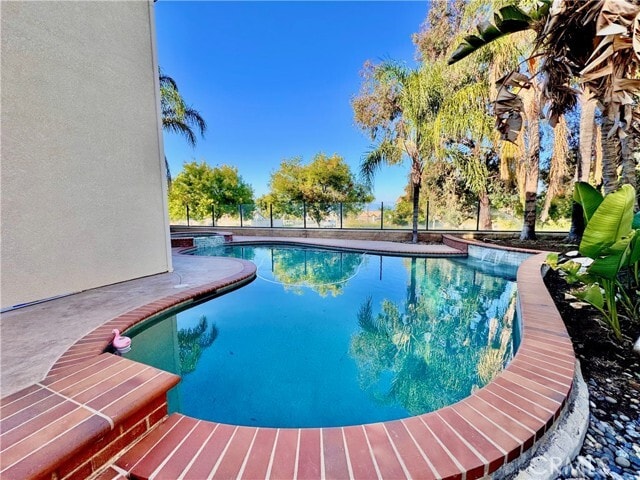 Building Photo - 1083 Stanislaus Dr