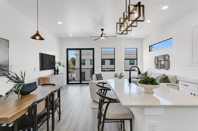 Building Photo - 7016 S Mascotte St