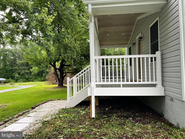 Building Photo - 34 Hornets Nest Ln