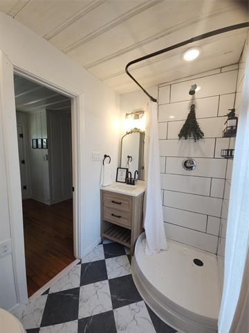 Building Photo - 440 S Main St