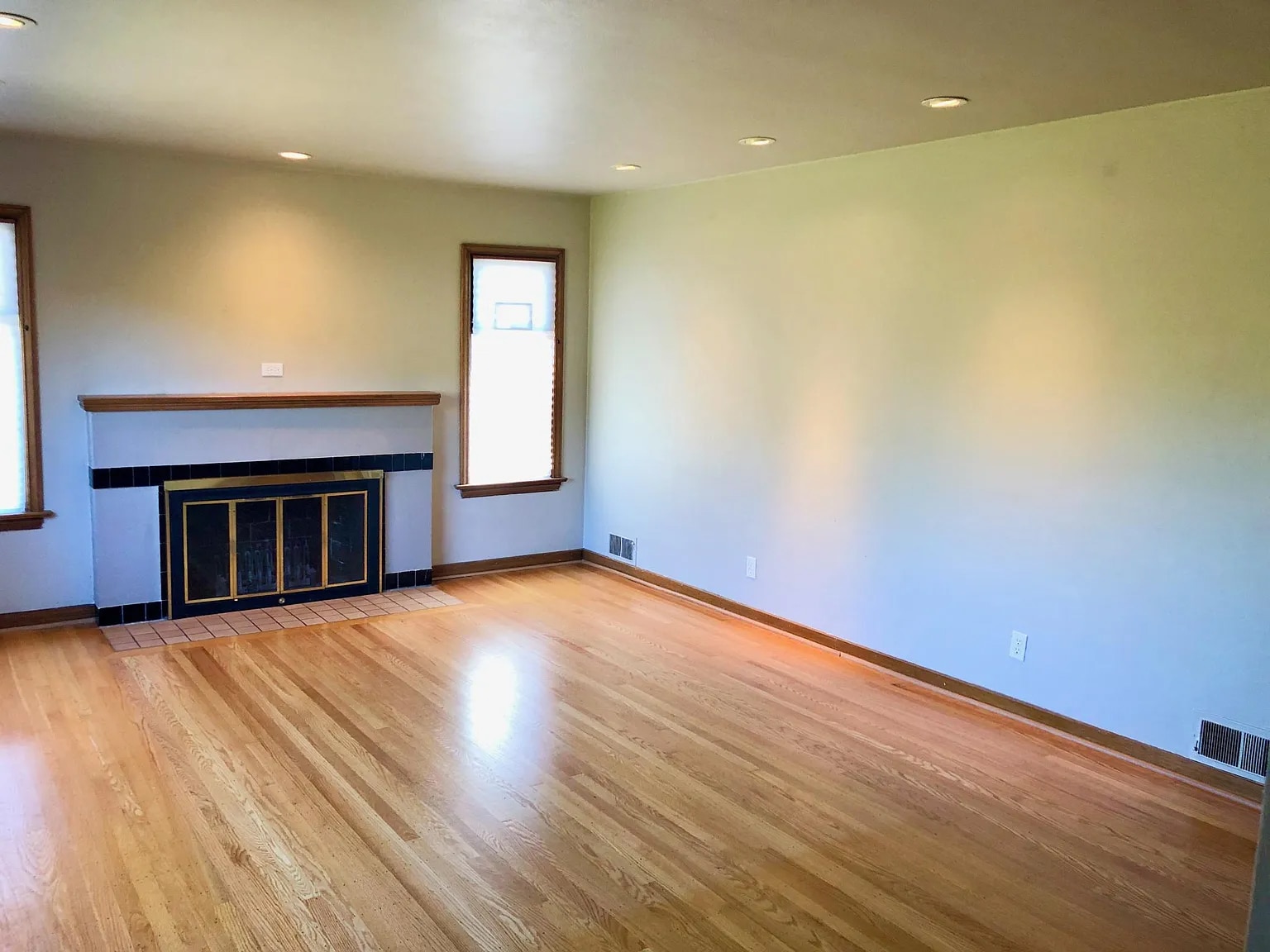 Building Photo - 1107 N 49th St