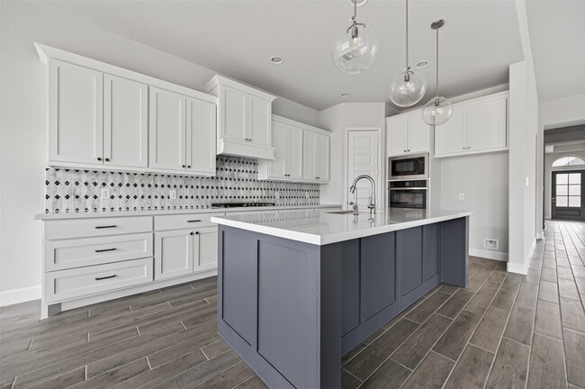 Building Photo - 26310 Meadow Bliss Wy