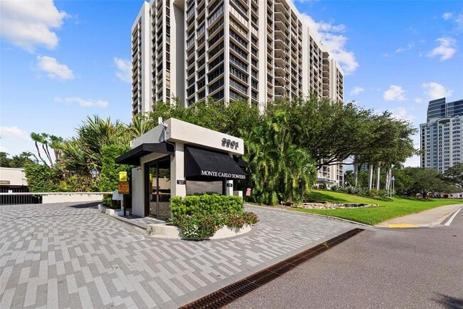 Building Photo - 3301 Bayshore Blvd