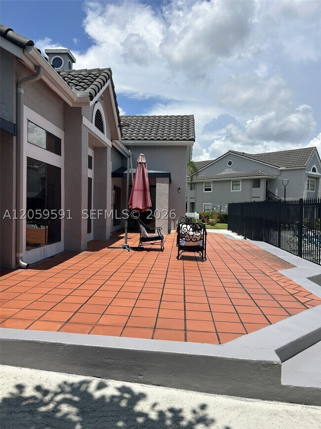 Building Photo - 15051 SW 103rd Ln