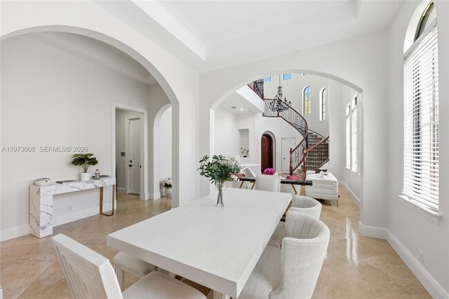 Building Photo - 9564 Exbury Ct