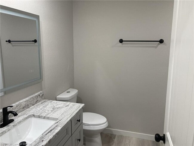 Building Photo - 10423 Preston Ct