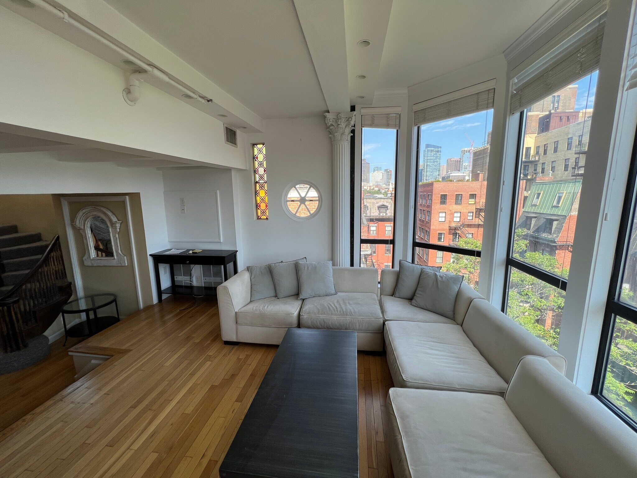 Building Photo - 117 Beacon St