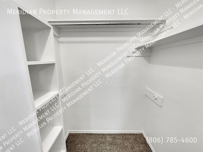 Building Photo - 505 N Brentwood Ave