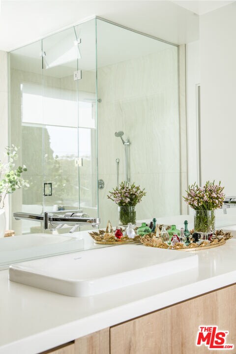 Building Photo - 12662 Rose Ave