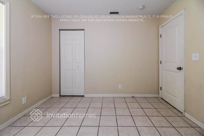 Building Photo - 15553 67th Ct N