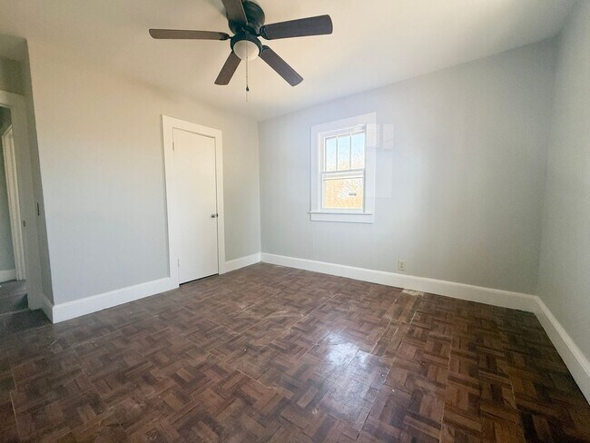 Building Photo - 3-Bedroom Home with Carport and Spacious Rooms Near Tennessee Tech & Downtown Cookeville