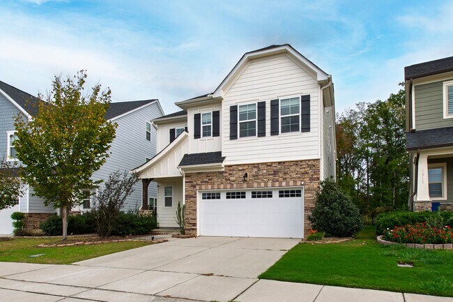 Building Photo - Live Beautifully in This Upgraded 4-Bedroom Home in Apex!