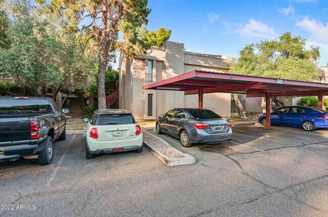 Building Photo - 3131 W Cochise Dr