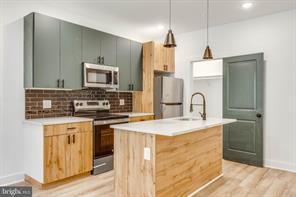 Building Photo - 2348 N Park Ave