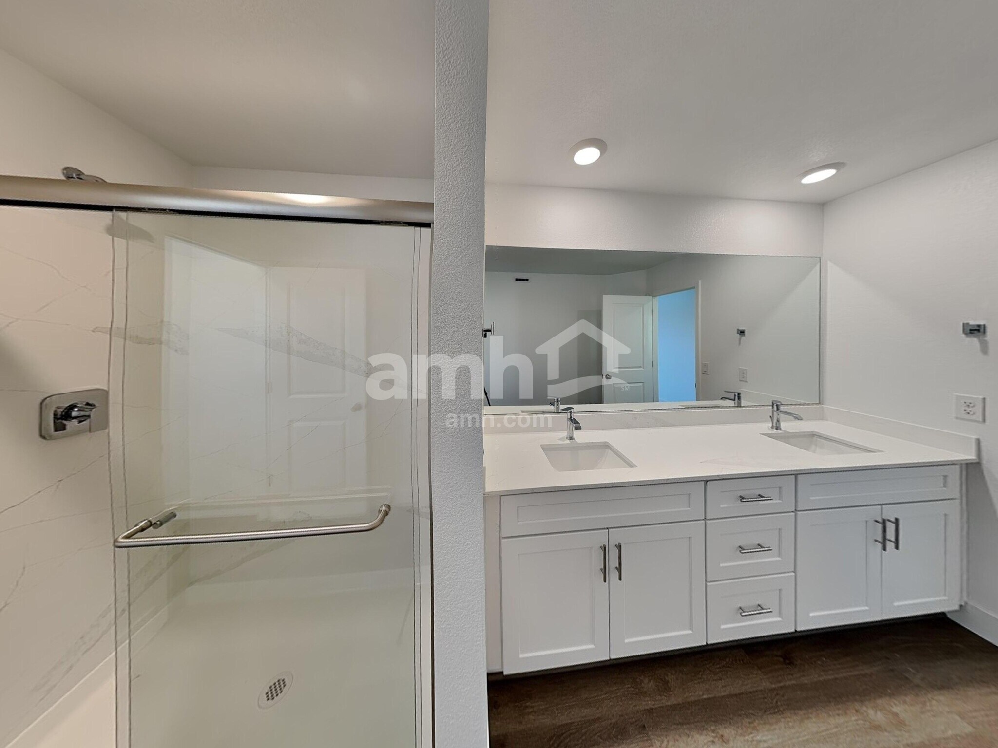 Building Photo - 9555 Harkes Dr