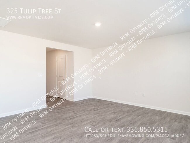 Building Photo - 325 Tulip tree St