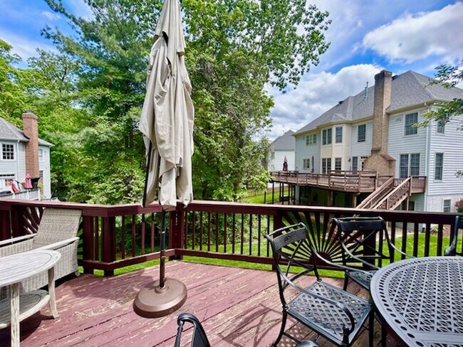 Building Photo - 10503 Aubinoe Farm Dr