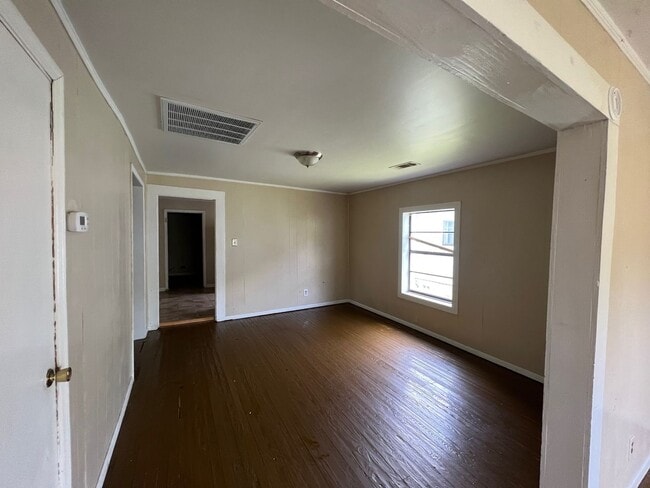 Building Photo - 3 bedroom 1 bathroom home in West Tuscaloosa