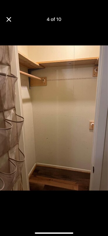 Building Photo - 1510 N Spring St