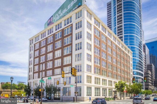 Building Photo - 2121 41 Market Street Unit 408