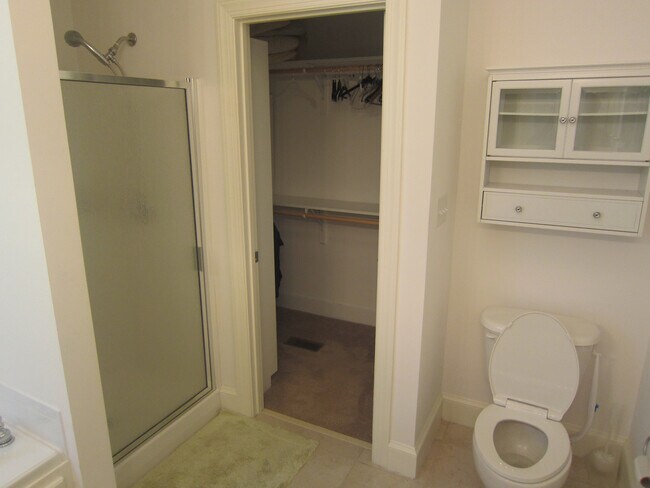 Building Photo - Live Where Others Vacation | 4BR Unique Home in the Gated Community of Fairfield Harbour!