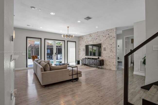 Building Photo - 5258 SW 183rd Ave