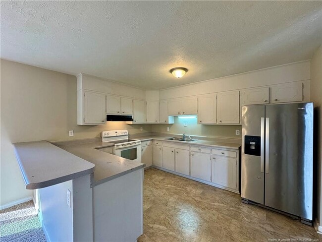 Building Photo - 622 Glensford Dr