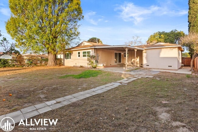 Building Photo - *NEW MOVE-IN SPECIAL | $1000 OFF FIRST MON...