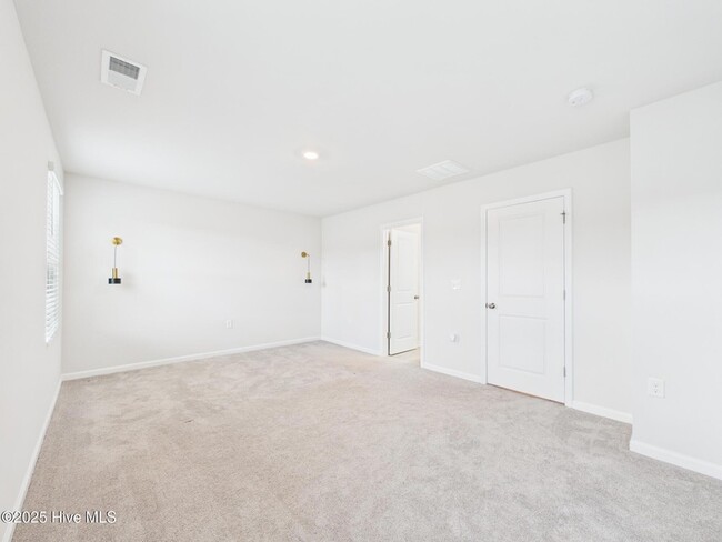 Building Photo - 2709 Chert Ln