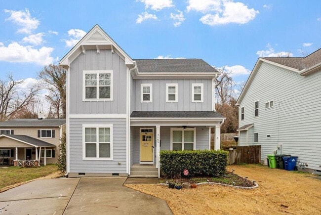 Building Photo - 714 S State St