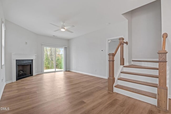 Building Photo - 745 Putney Hl Rd