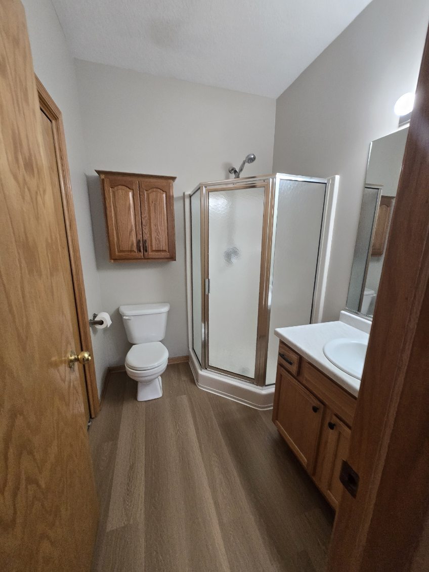 Building Photo - 950 67th St