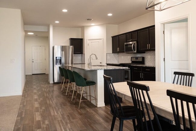 Building Photo - 4590 W Foldwing Dr