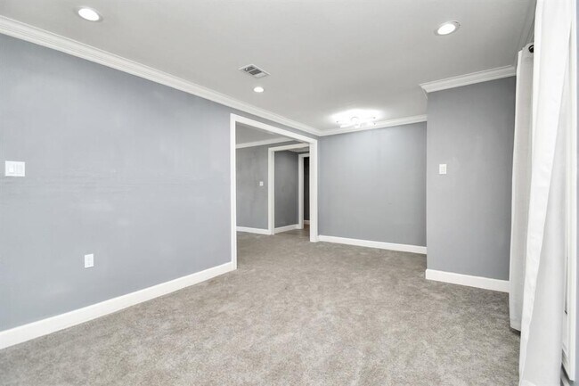 Building Photo - 9126 Troulon Dr