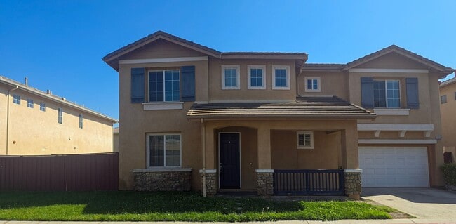 Building Photo - Save on Rent - Half Off Rent if move By No...