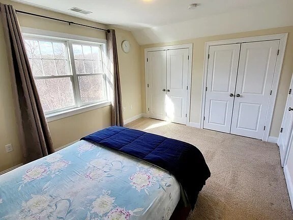 Building Photo - 9 Commodore Way