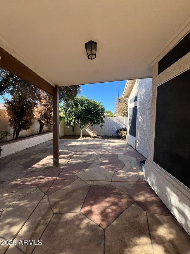 Building Photo - 261 W Verano Pl